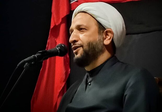حضور همیشگی مردم در صحنه مهمترین مولفه قدرت انقلاب اسلامی است