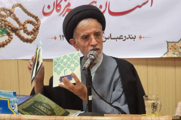 اعتکاف جوانان غیر مسلمان را به لشکر معنویت اسلام پیوند میدهد