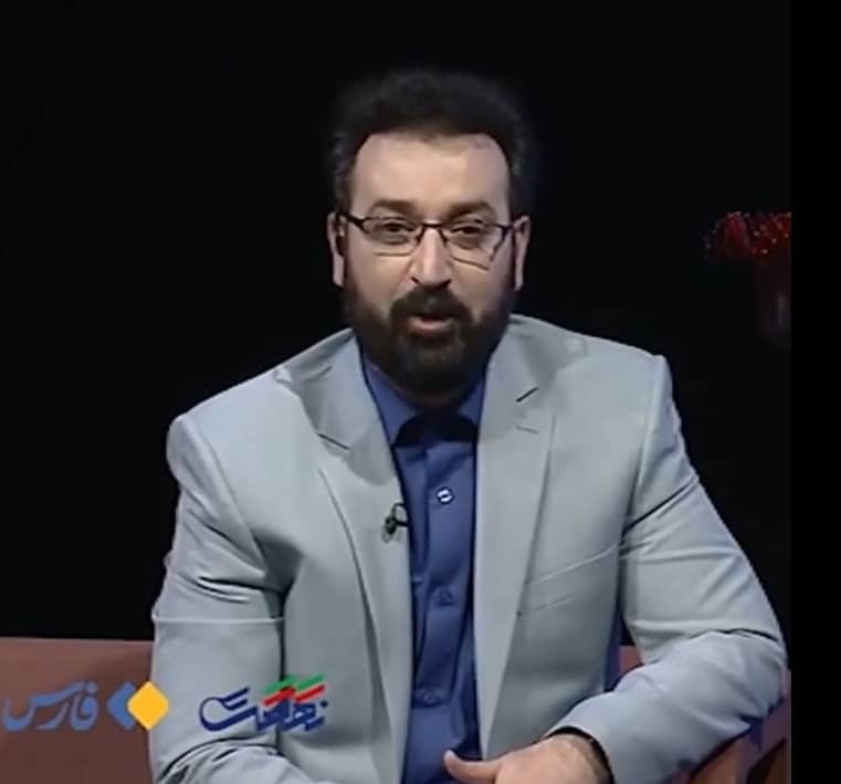 فضای مجازی می تواند ضمن حفظ ارزشها مخاطب در گستره جهانی جذب کند فضای مجازی می تواند ضمن حفظ ارزشها مخاطب در گستره جهانی جذب کند