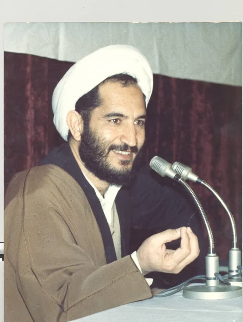 گفتگو با برادر شهید  «حجت الاسلام شیخ عباس شیرازی» گفتگو با برادر شهید  «حجت الاسلام شیخ عباس شیرازی»