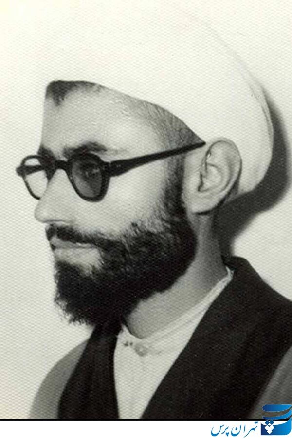 روایت اولین روحانی شهید دفاع مقدس در میدان نبرد روایت اولین روحانی شهید دفاع مقدس در میدان نبرد