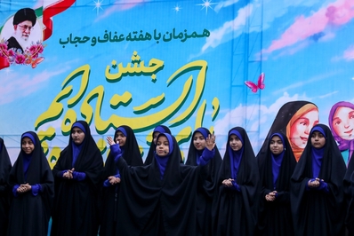 جشن خانوادگی «پای خانواده ایستاده‌ایم» در قزوین