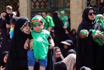 آیین شیرخوارگان حسینی در قزوین