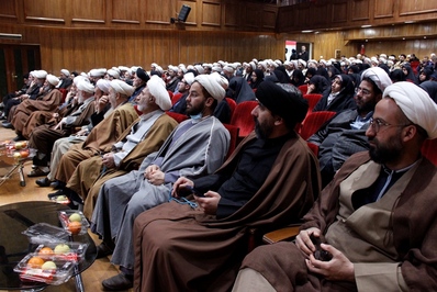همایش «تبیین اهمیت حضور حداکثری مردم در انتخابات» در قزوین