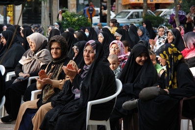 جشن محله‌ای دورهمی مادر و دختری